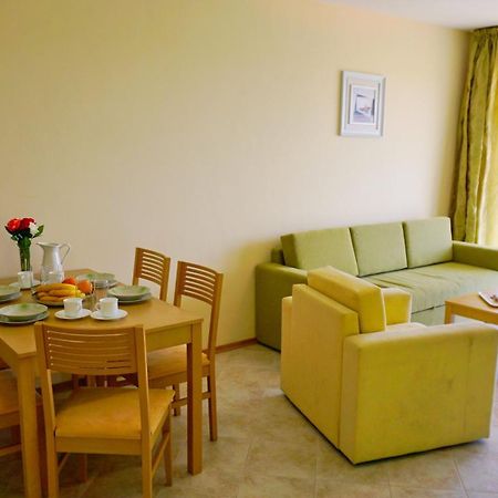 Морски Апартаменти Джулай Морнинг - July Morning Sea View Apartments Kavarna Room photo