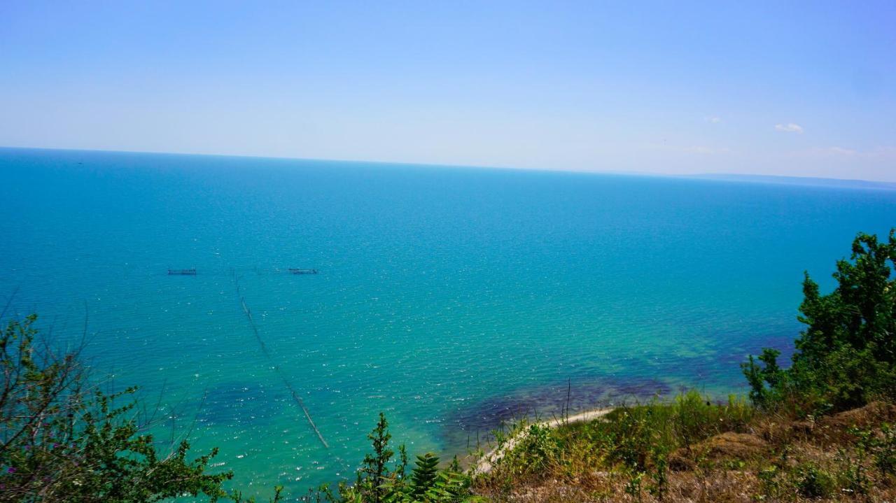Морски Апартаменти Джулай Морнинг - July Morning Sea View Apartments Kavarna Exterior photo