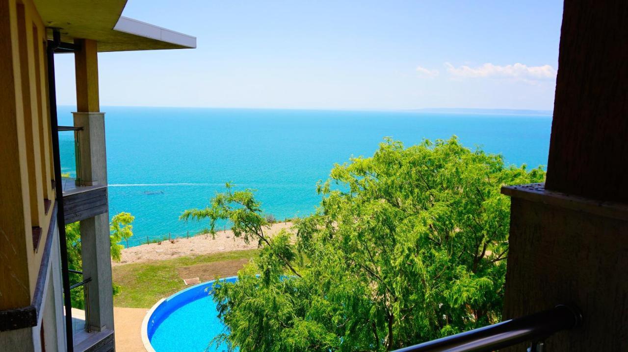 Морски Апартаменти Джулай Морнинг - July Morning Sea View Apartments Kavarna Exterior photo