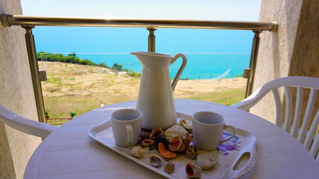 Морски Апартаменти Джулай Морнинг - July Morning Sea View Apartments Kavarna Exterior photo