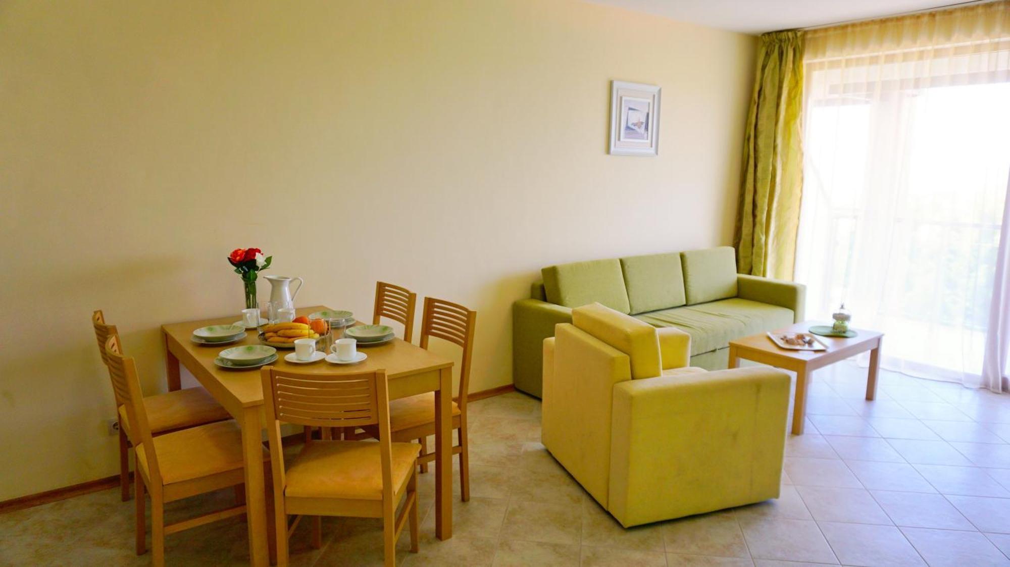 Морски Апартаменти Джулай Морнинг - July Morning Sea View Apartments Kavarna Room photo
